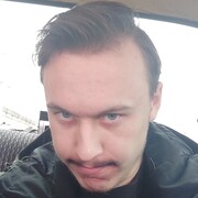 Толстоухов Максим Андреевич